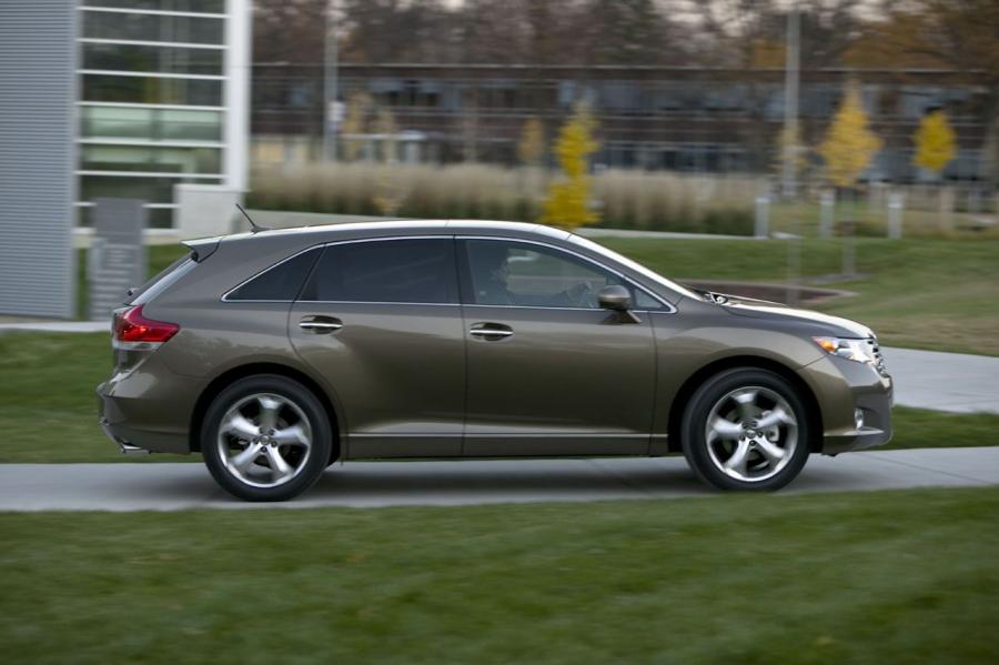  Toyota Venza 2009 года  (фото 76 из 95)